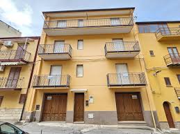 Modern 2-Bedroom Apartment for Sale in City Center-2